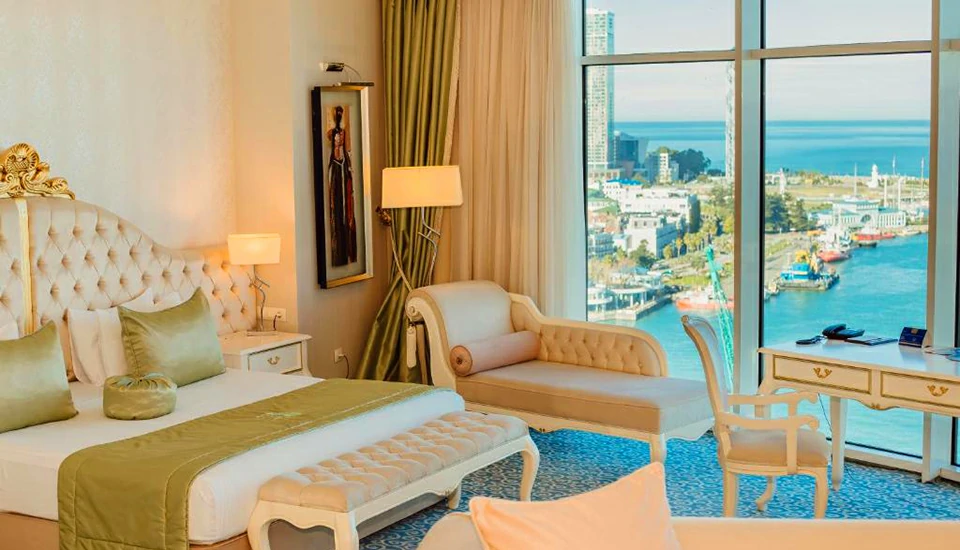 هتل جی آر دبلیو ولموند باتومی